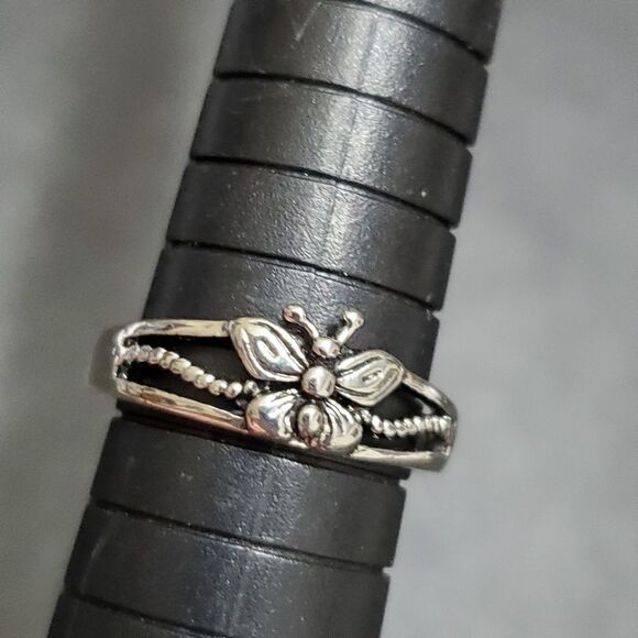 Sterling silver butterfly ring - Picture 2 of 7